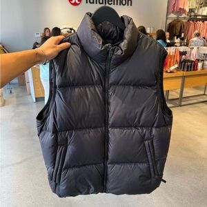 Brand New! Lululemon’s Men’s Black Down Puffer Vest! Size L